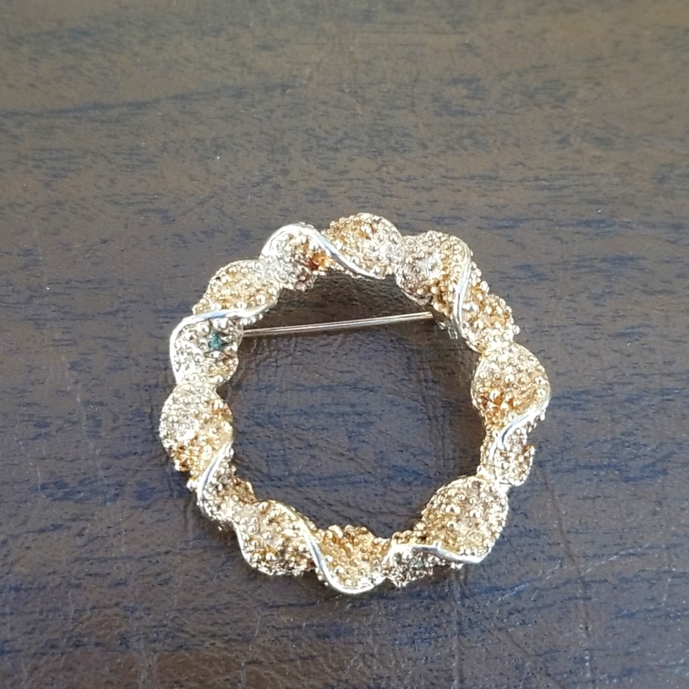 Emmons Brushed Gold Tone Textured Twist Wreath Brooch